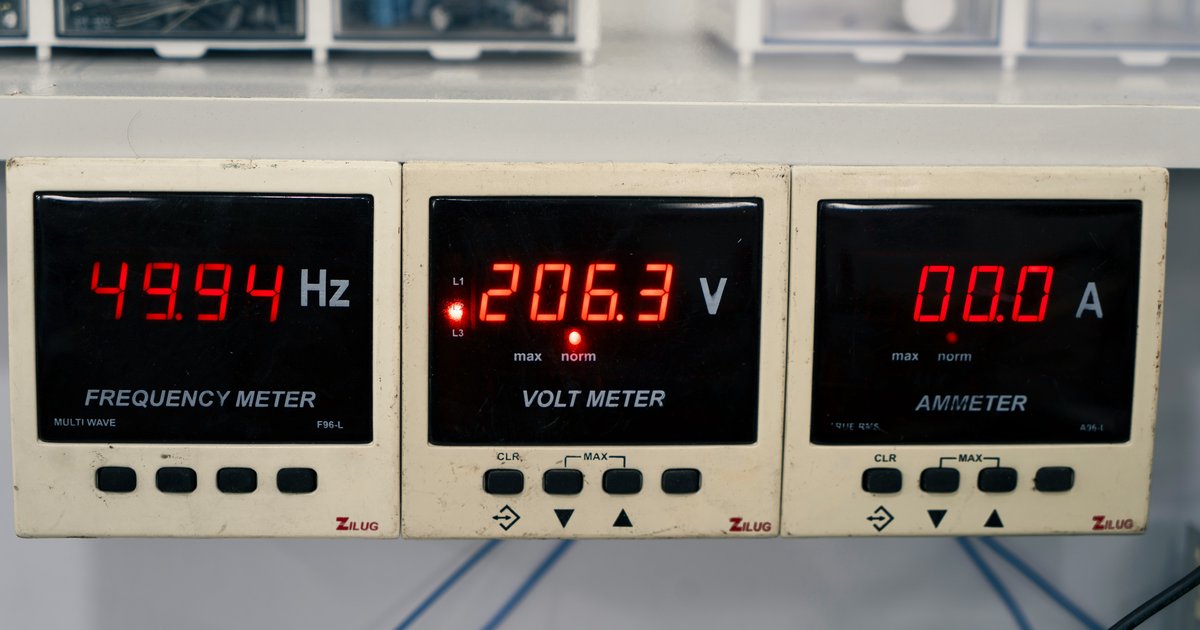 Licznik energii elektrycznej 3-fazowy: instalacja i odczyt