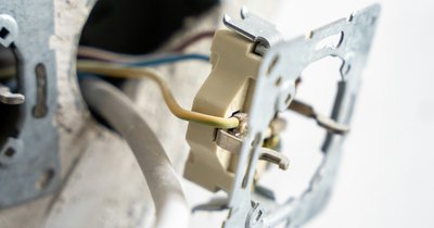Wymiana instalacji elektrycznej: etapy prac