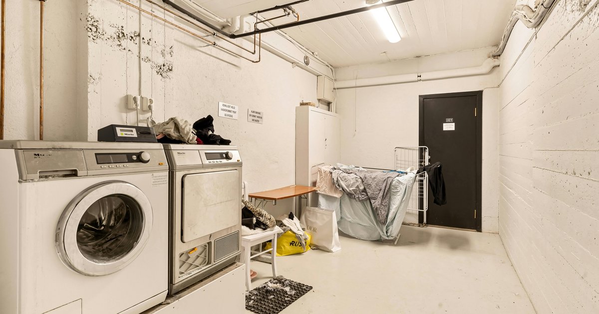 Instalacja elektryczna w piwnicy i pomieszczeniach wilgotnych – klasy IP osprzętu i dobór zabezpieczeń