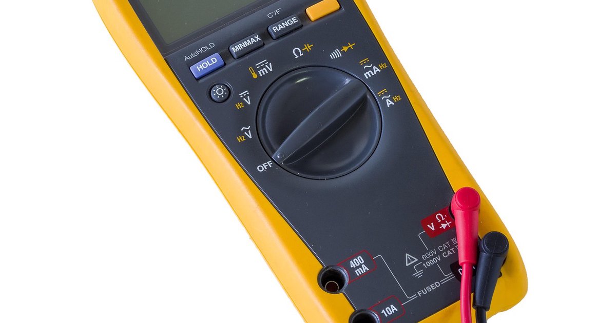 Testery instalacji elektrycznych Sonel MPI-540 vs Fluke 1664 FC – który wybrać do codziennych pomiarów?