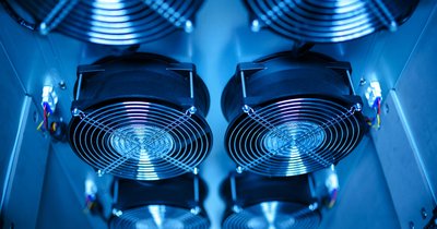 Magazyn energii – chłodzenie baterii LiFePO4 latem