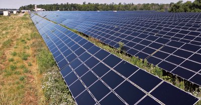 Ile kosztuje farma fotowoltaiczna na 1 ha — realne nakłady i zwrot